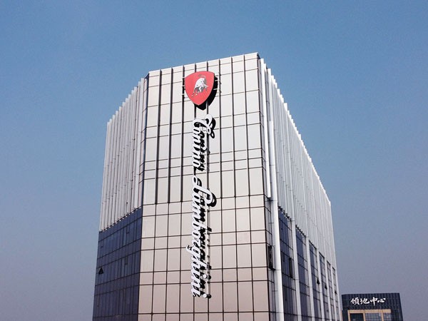 上海楼顶发光字厂家首选丨字工场