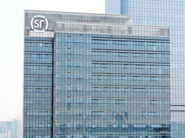 为什么选择字工场来定制您的写字楼发光字? 为什么选择字工场来定制您的写字楼发光字?